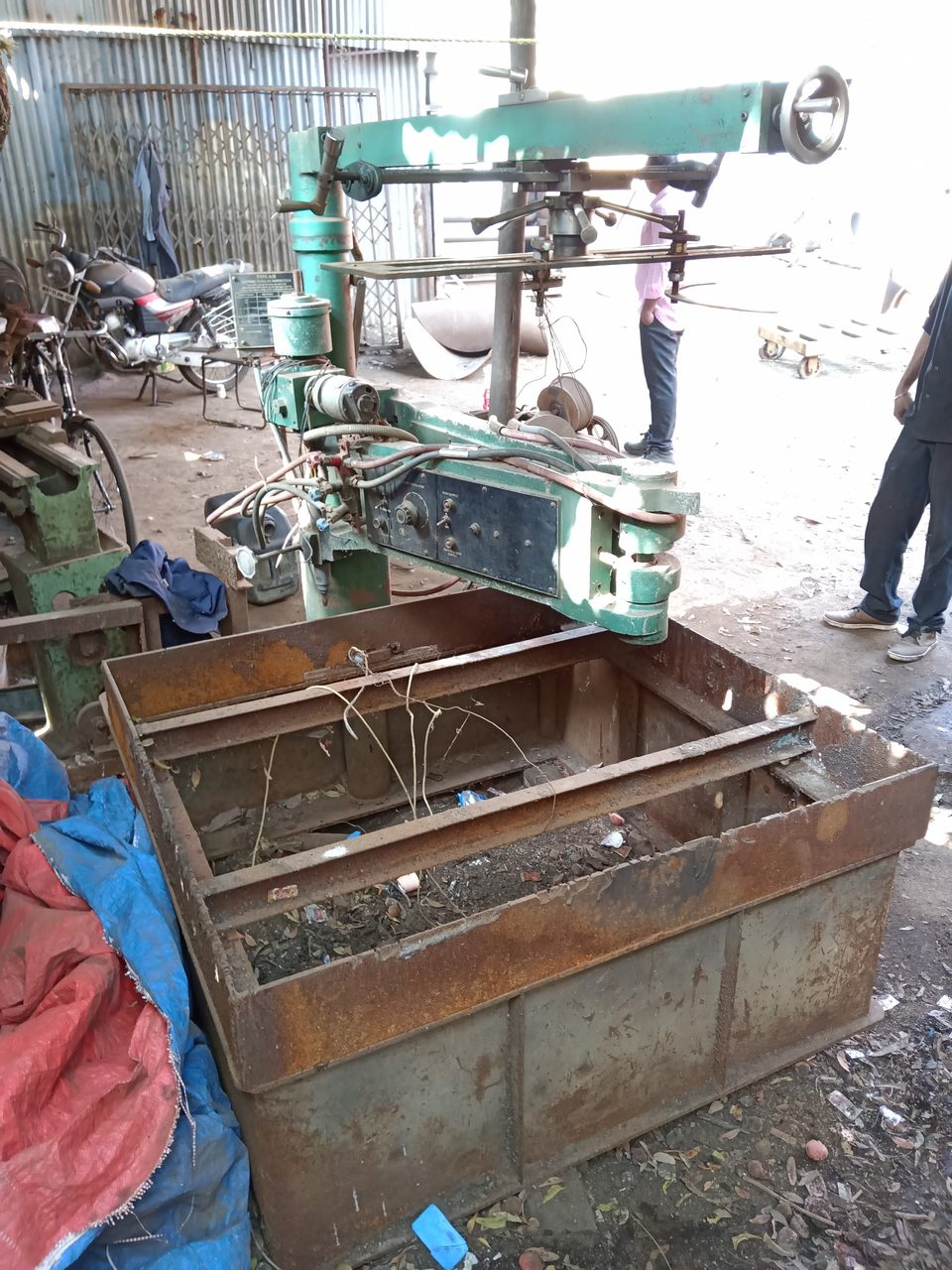 PROFILE CUTTING MACHINE