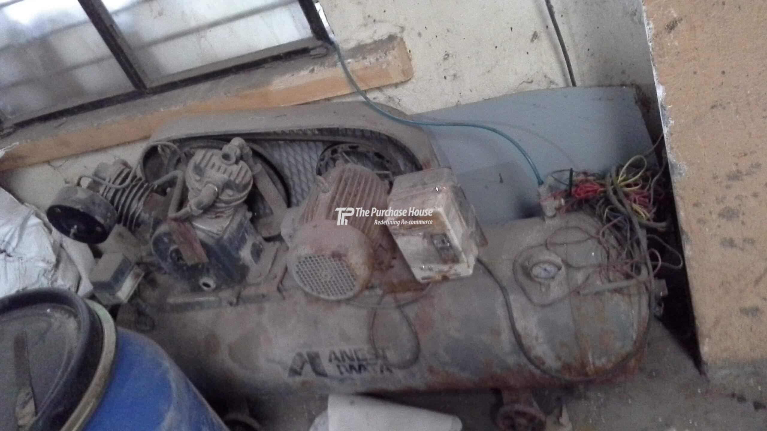 RECIPROCATIONG AIR COMPRESSOR
