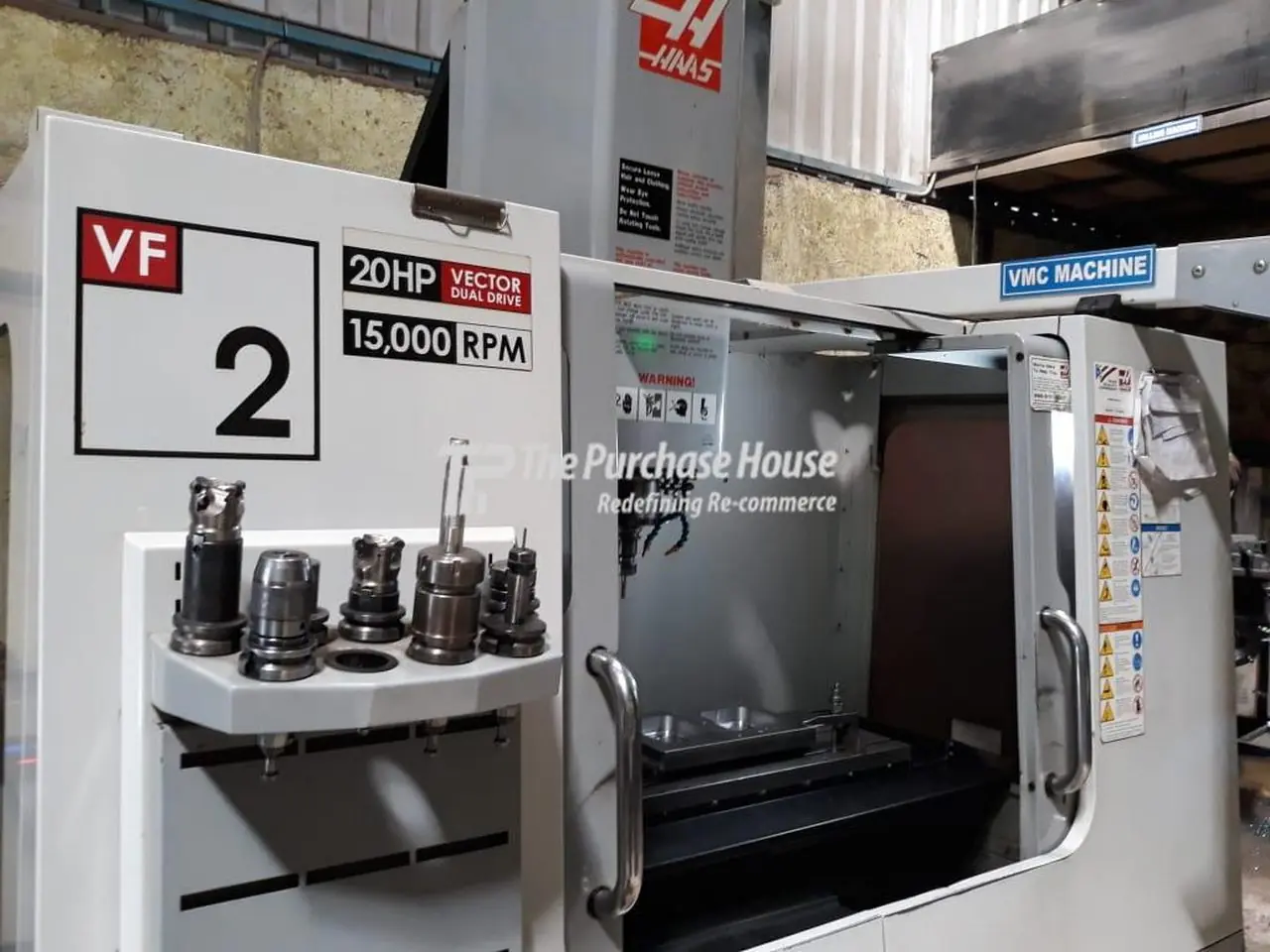 VERTICAL MACHINING CENTER (VMC)
