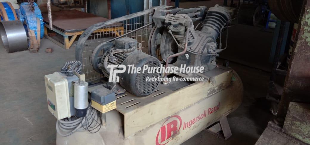 RECIPROCATIONG AIR COMPRESSOR