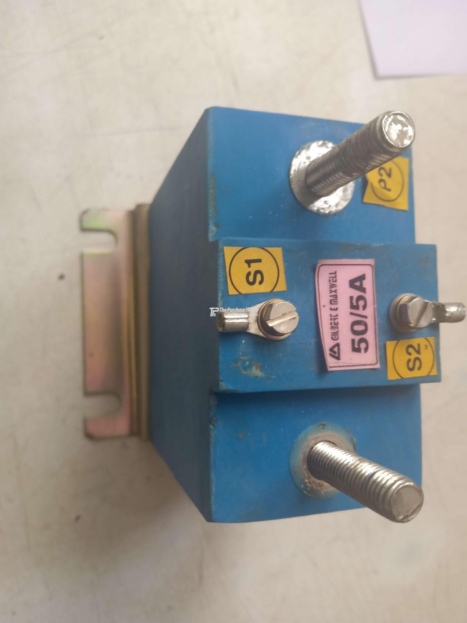 WOUND PRIMARY CURRENT TRANSFORMER