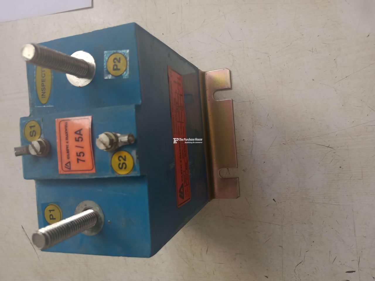WOUND PRIMARY CURRENT TRANSFORMER