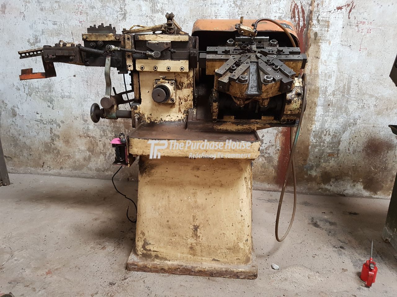 AUTOMATIC SPRING COILING SETUP