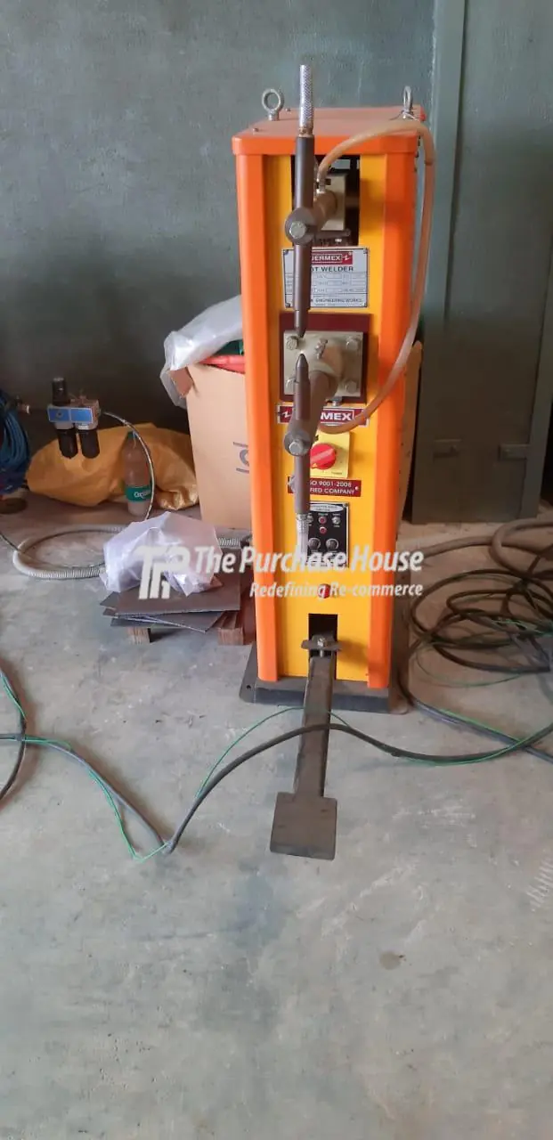 SPOT WELDING MACHINE