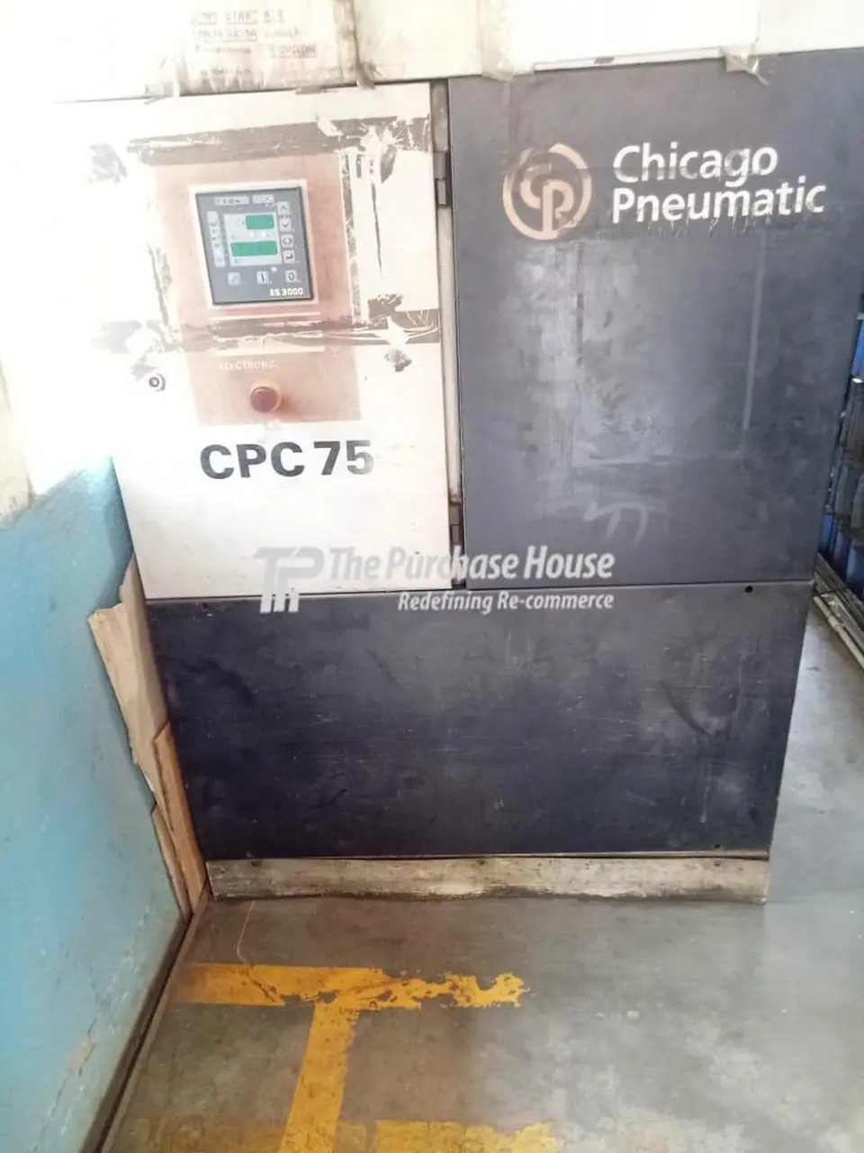 SCREW AIR COMPRESSOR