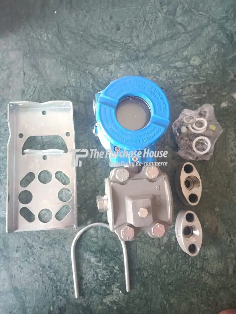 DIGITAL PRESSURE TRANSMITTER