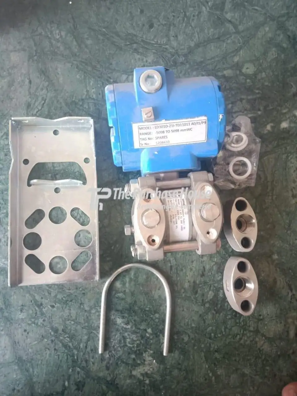 DIGITAL PRESSURE TRANSMITTER