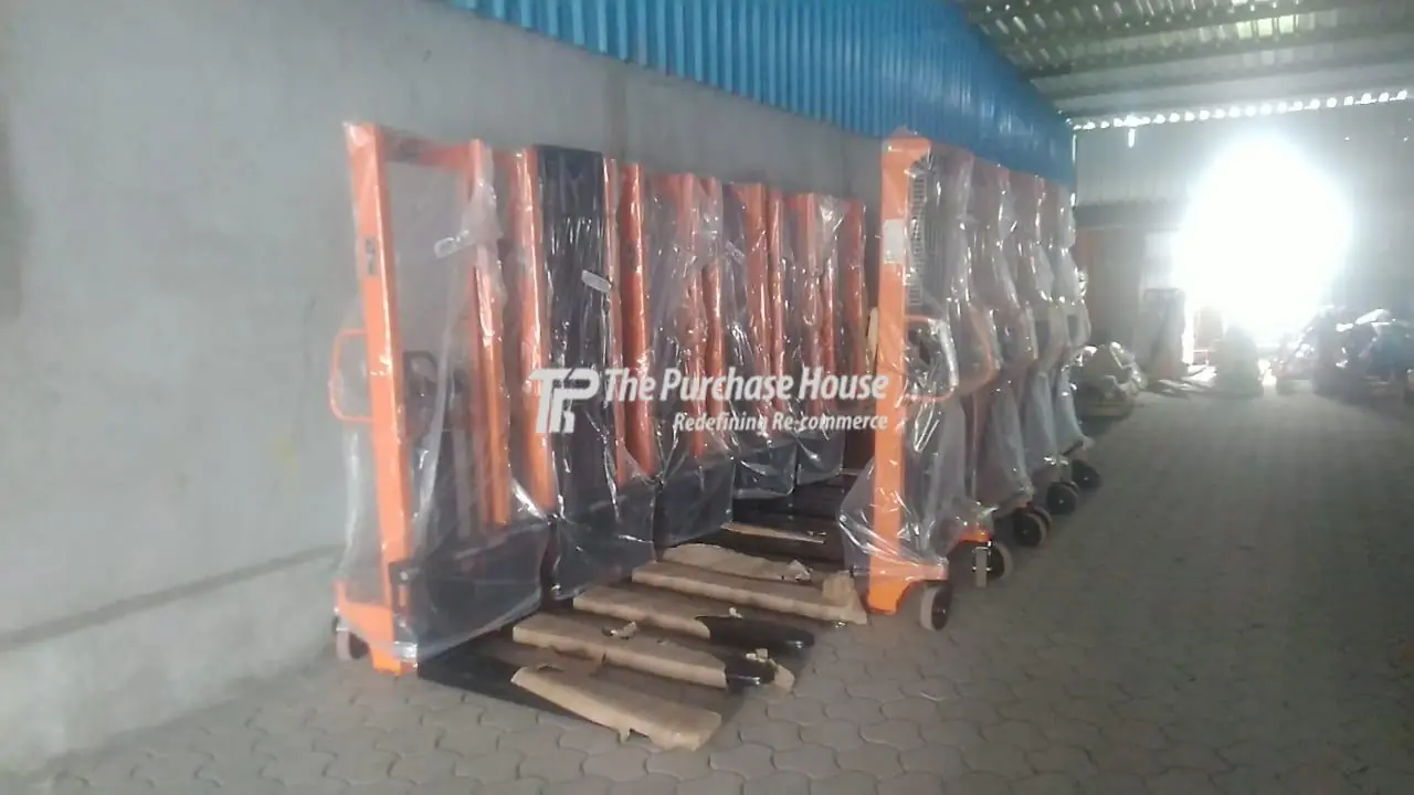 Manual Stacker | Efficient Material Handling Lift