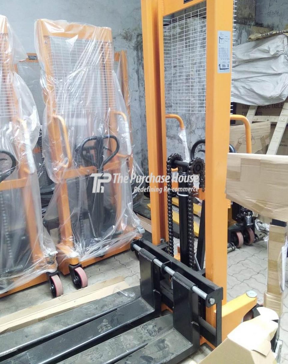 MANUAL STACKER