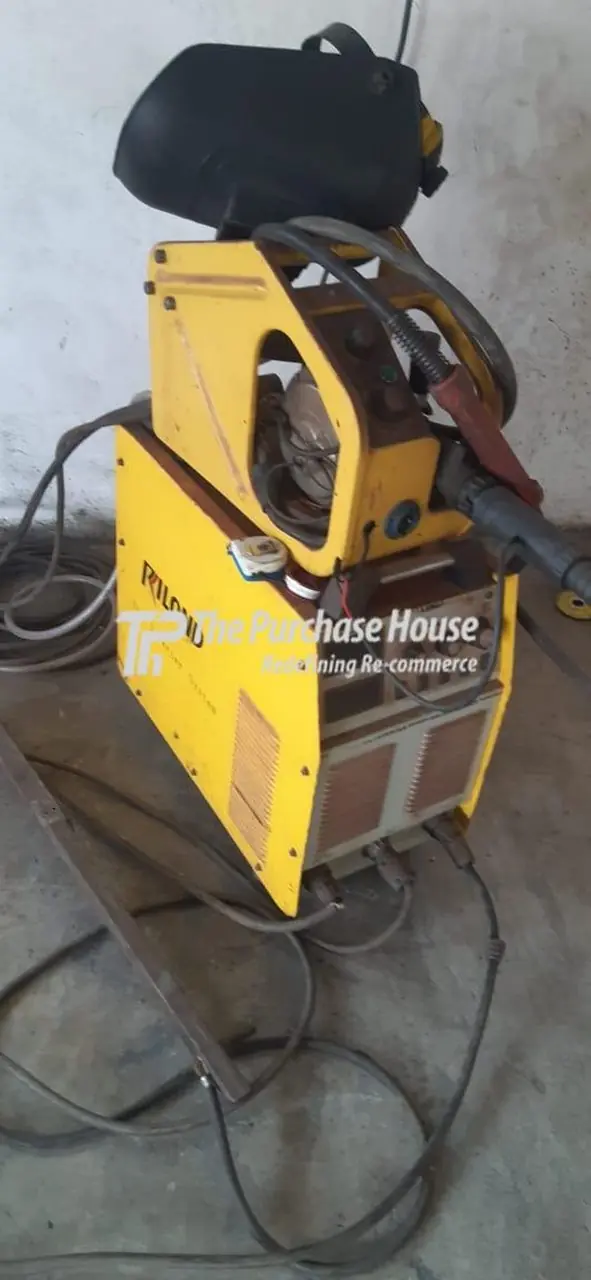 CO2 WELDING MACHINE