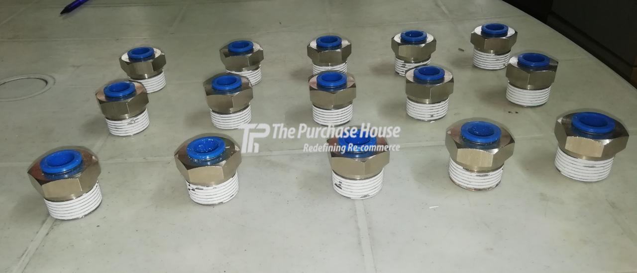 PNEUMATIC MALE CONNECTOR