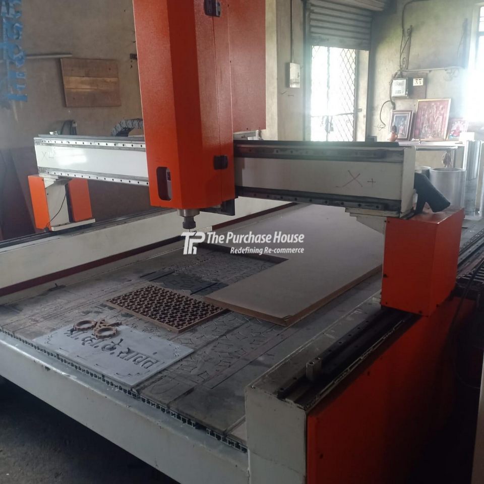 CNC ROUTER MACHINE