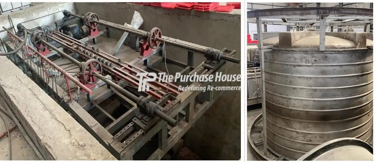 Rock n Roll Roto Moulding Machine with Mould Set