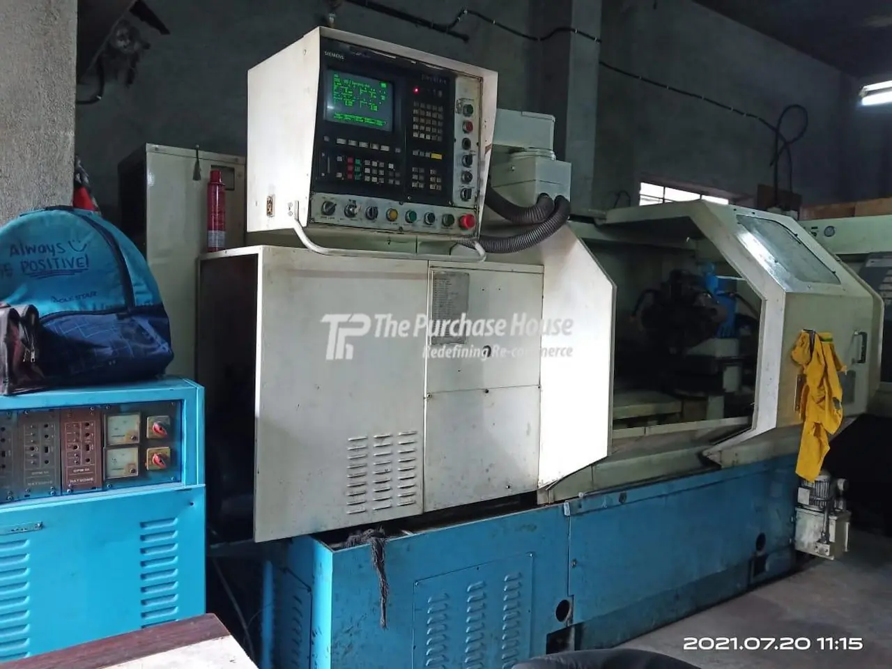 CNC TURNING MACHINE