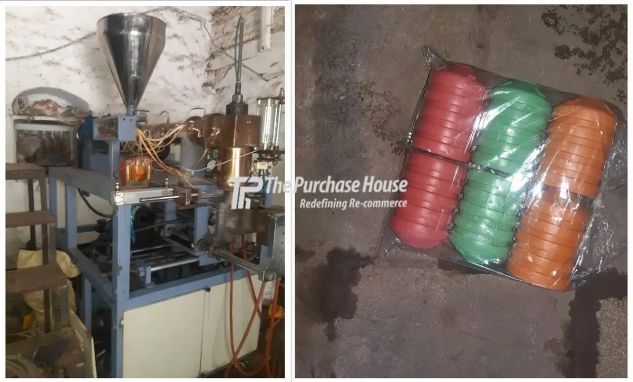 Blow Moulding Machine for Plastic Bottles and Containers