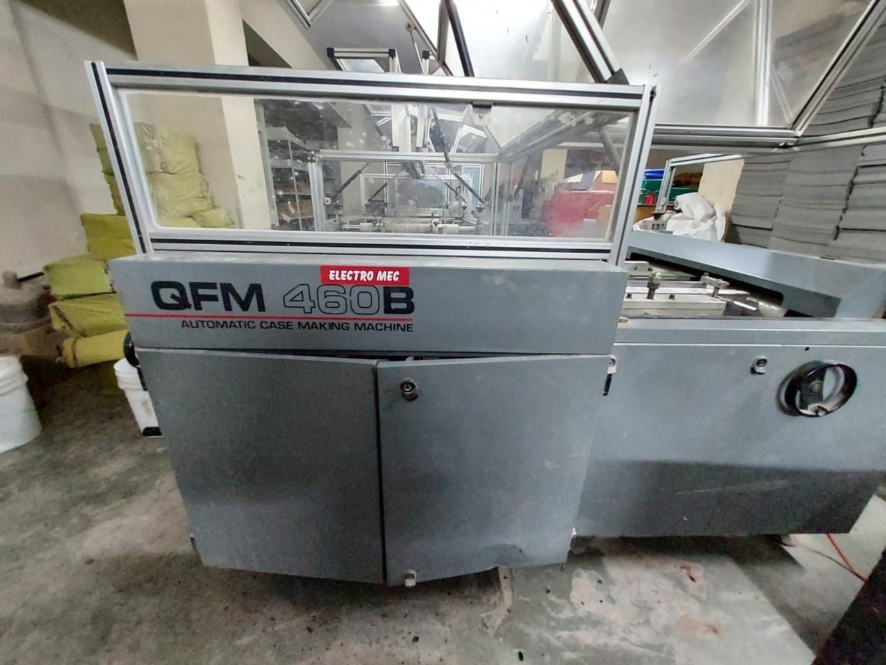 FULLY AUTOMATIC CASE MAKER MACHINE
