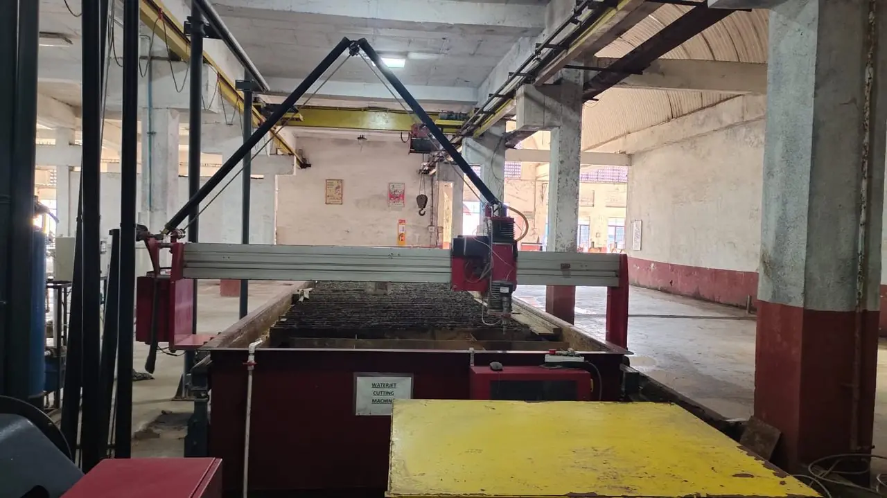 ABRASIVE WATER JET CUTTER MACHINE