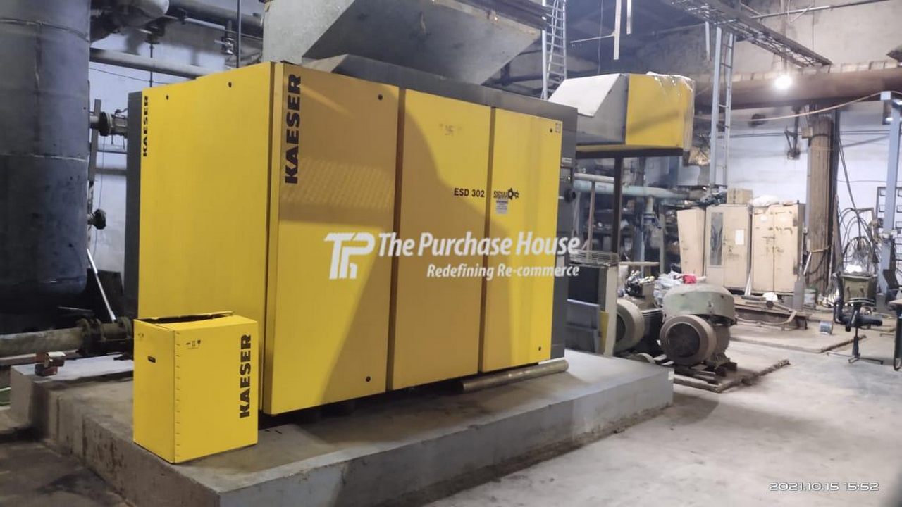SCREW AIR COMPRESSOR