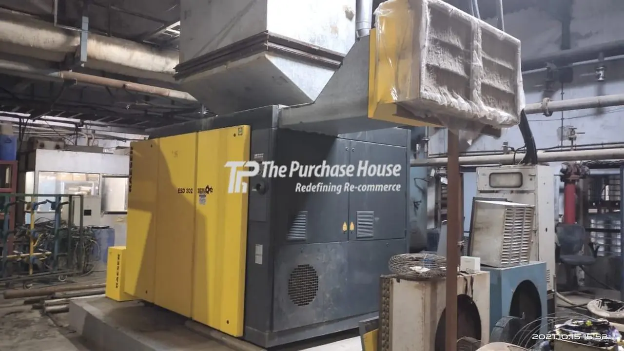 SCREW AIR COMPRESSOR