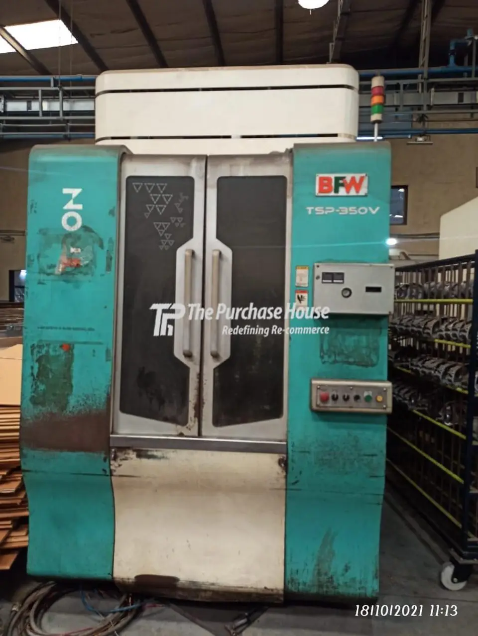 VERTICAL MACHINING CENTER WITH AUTOMATIC PALLET CHANGER (VMC)