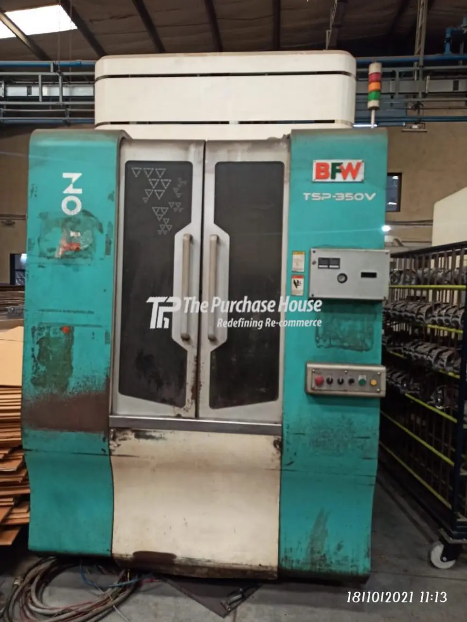 VERTICAL MACHINING CENTER WITH AUTOMATIC PALLET CHANGER (VMC)