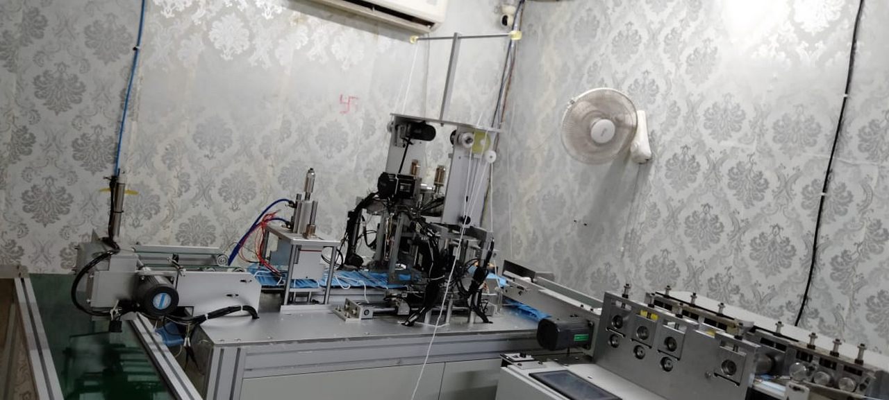 FACE MASK MAKING MACHINE