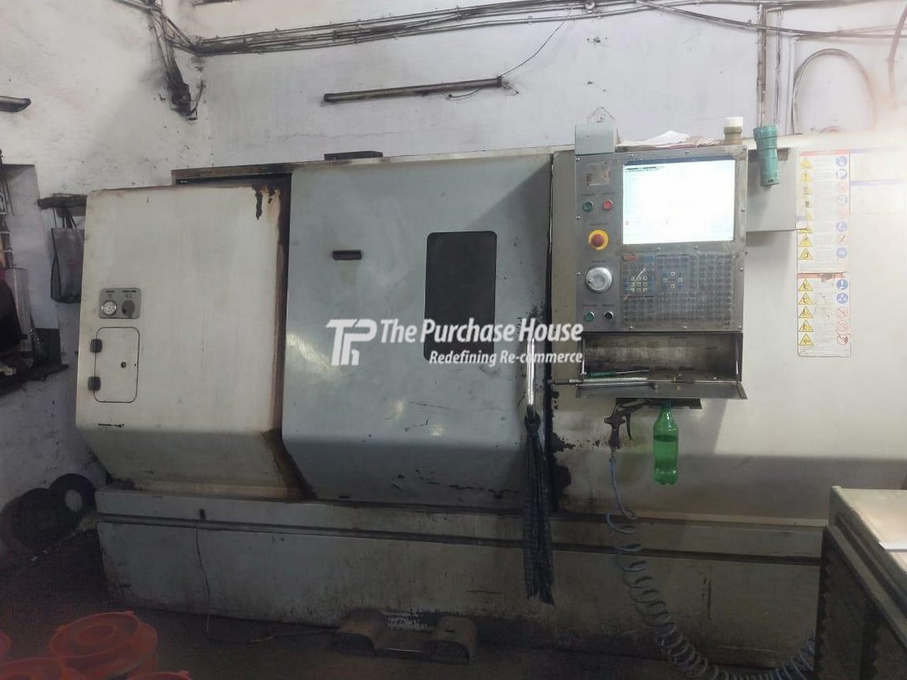 CNC TURNING MACHINE