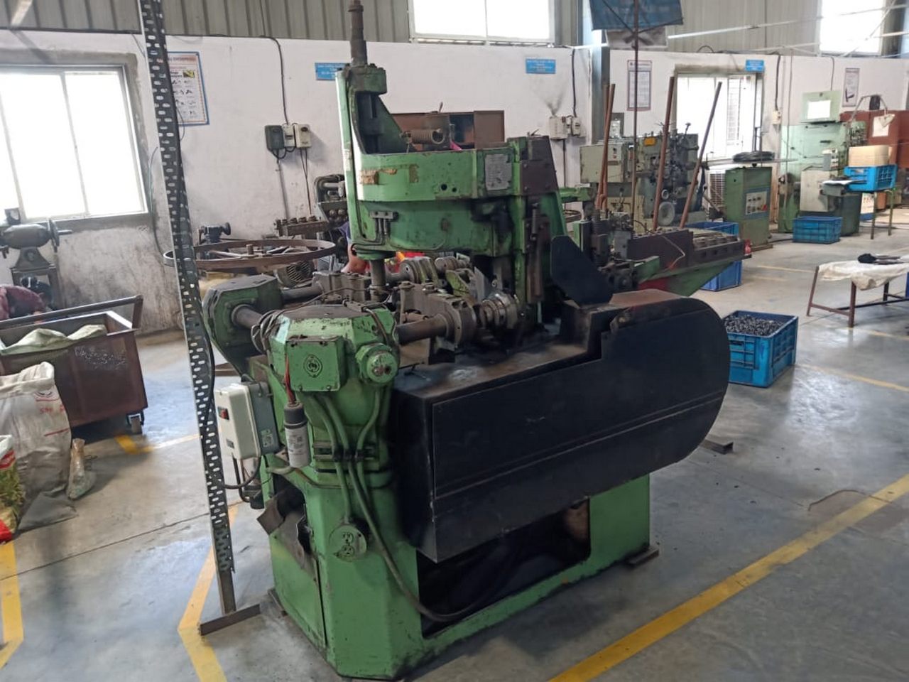 TORSION AND TENSION SPRING COILING MACHINE