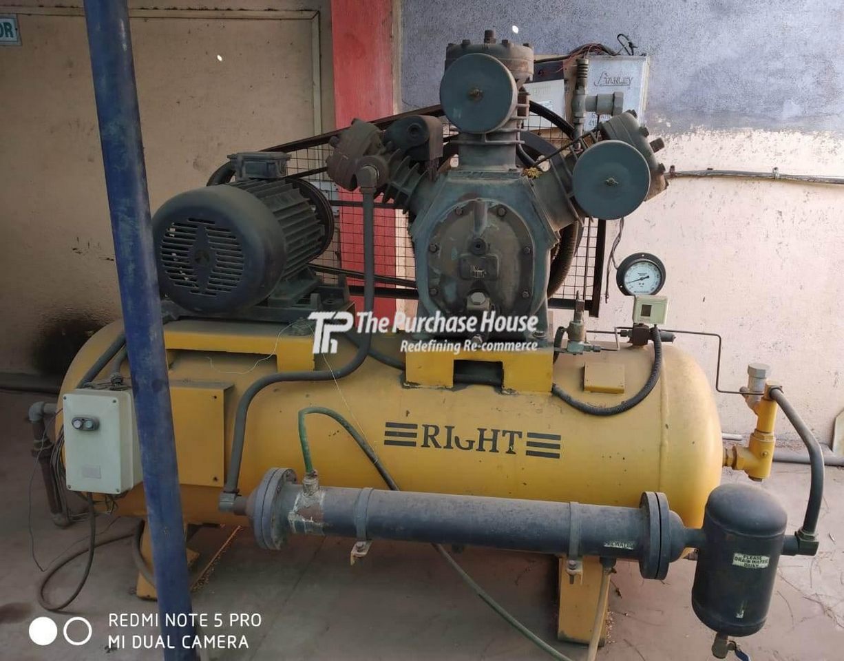 RECIPROCATIONG AIR COMPRESSOR