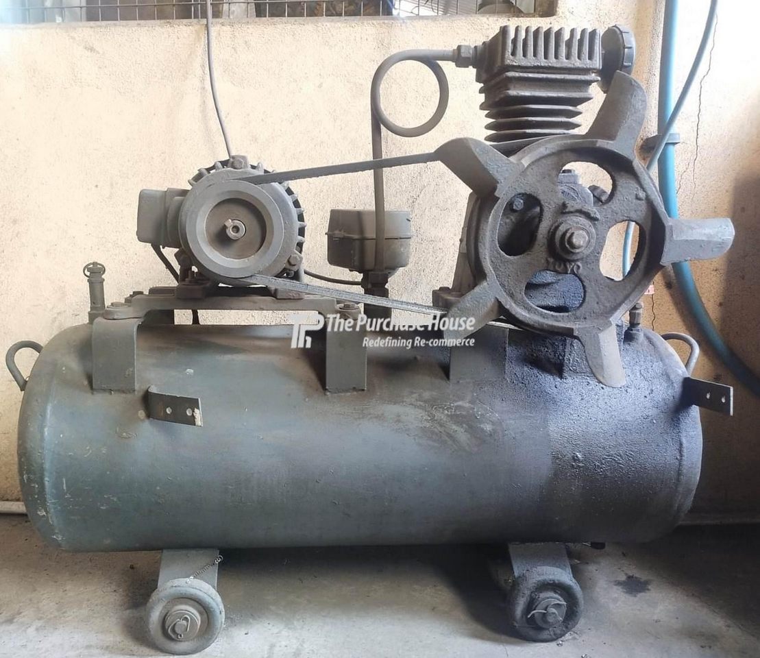 RECIPROCATIONG AIR COMPRESSOR