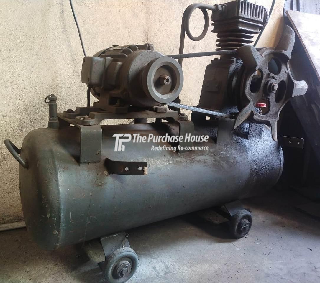 RECIPROCATIONG AIR COMPRESSOR