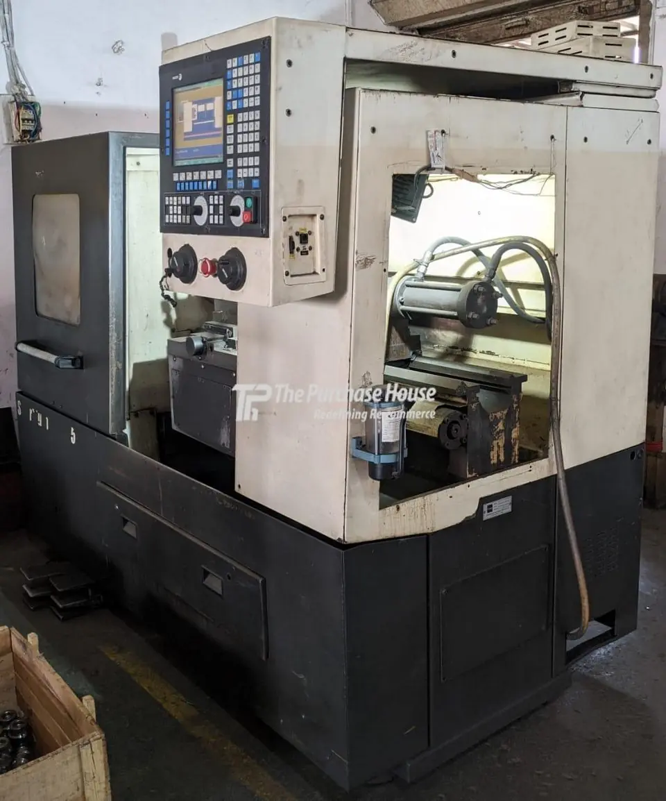CNC TURNING MACHINE
