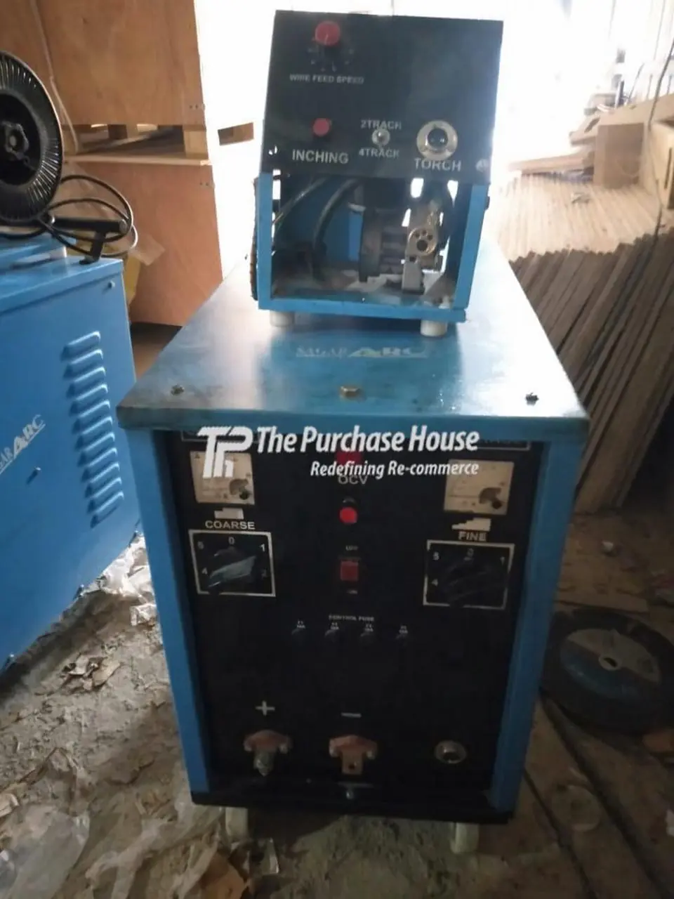 CO2 WELDING MACHINE