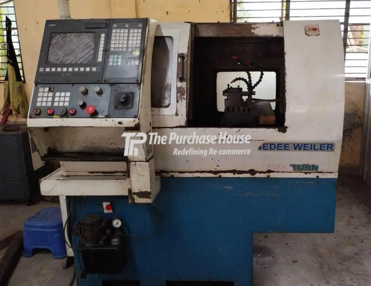 CNC TURNING MACHINE