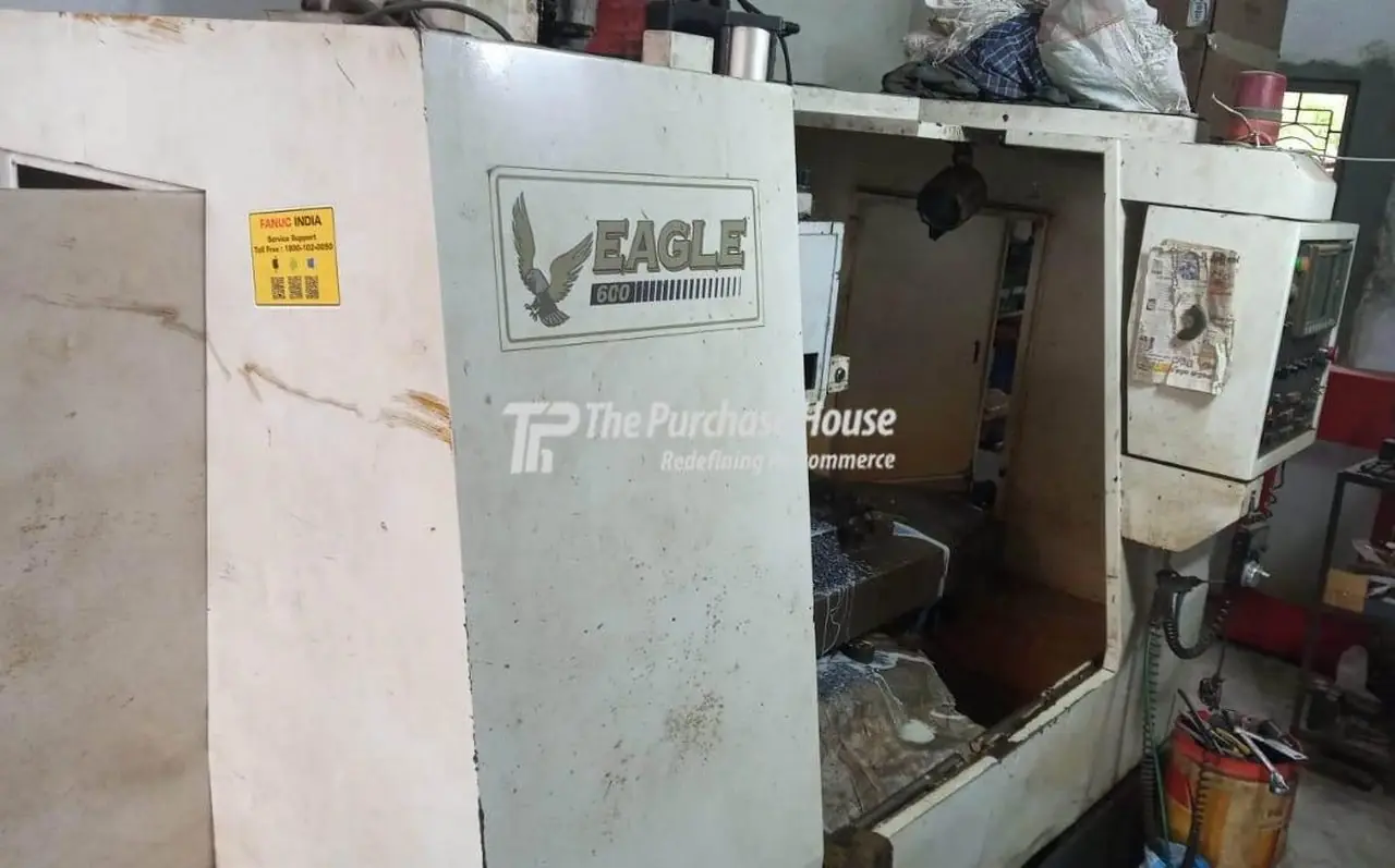 VERTICAL MACHINING CENTER (VMC)