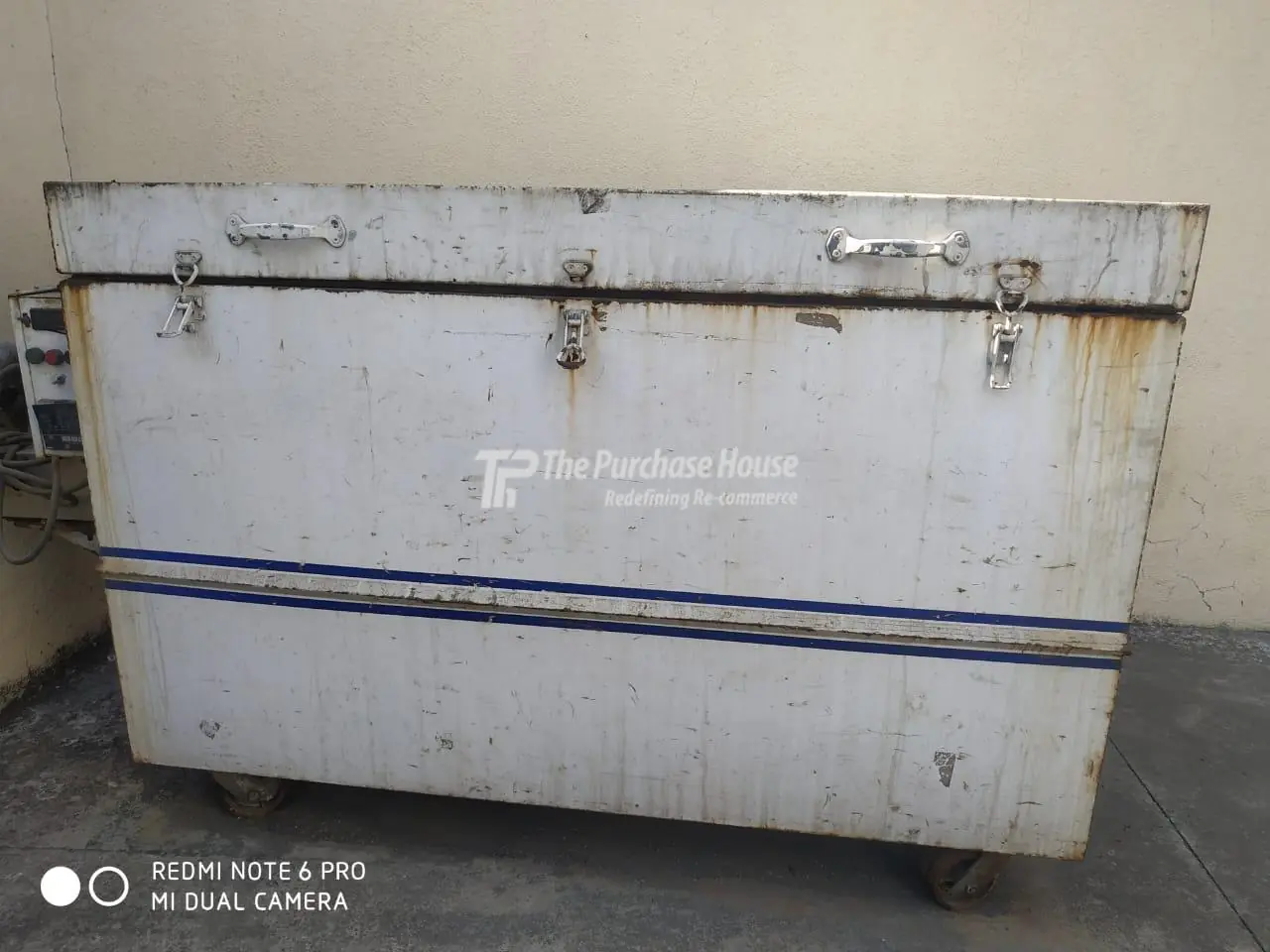 Cryogenic Chamber for Ultra-Low Cooling