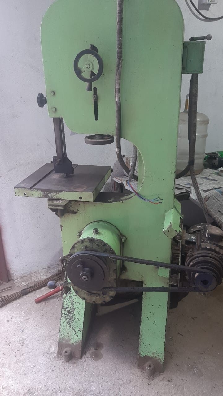 PROFILE CUTTING MACHINE