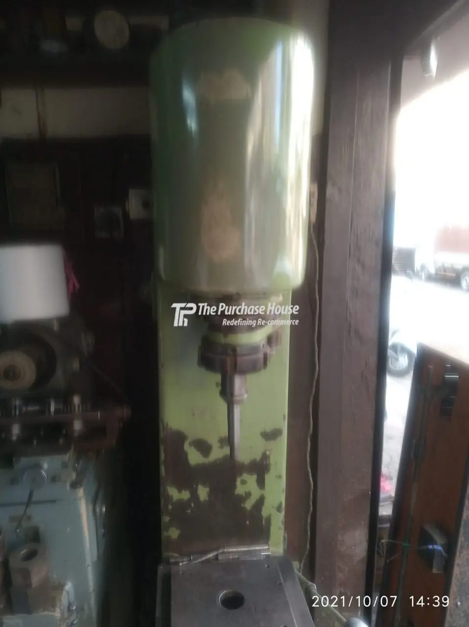 HYDRAULIC PRESS MACHINE