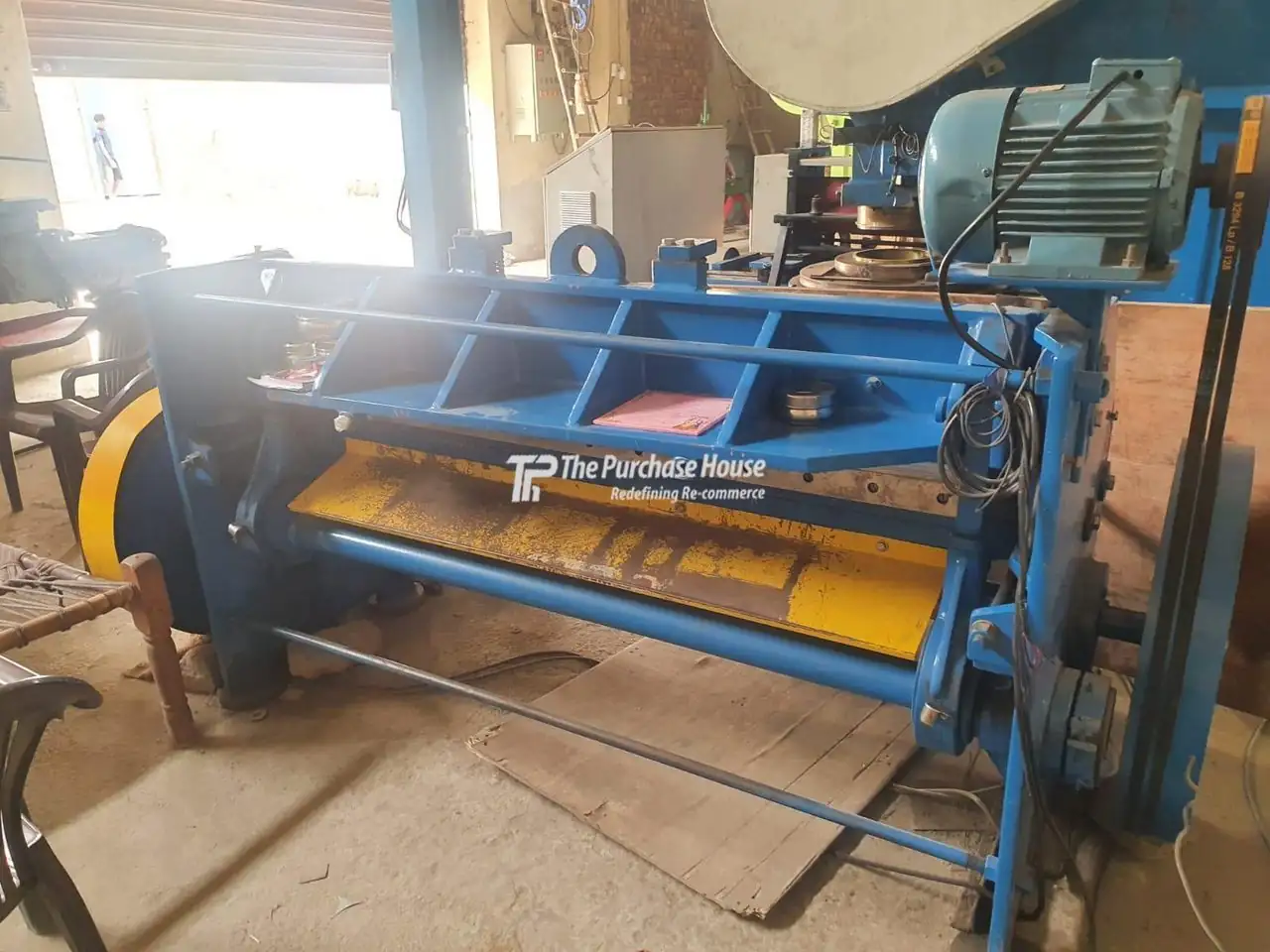 SHEARING MACHINE