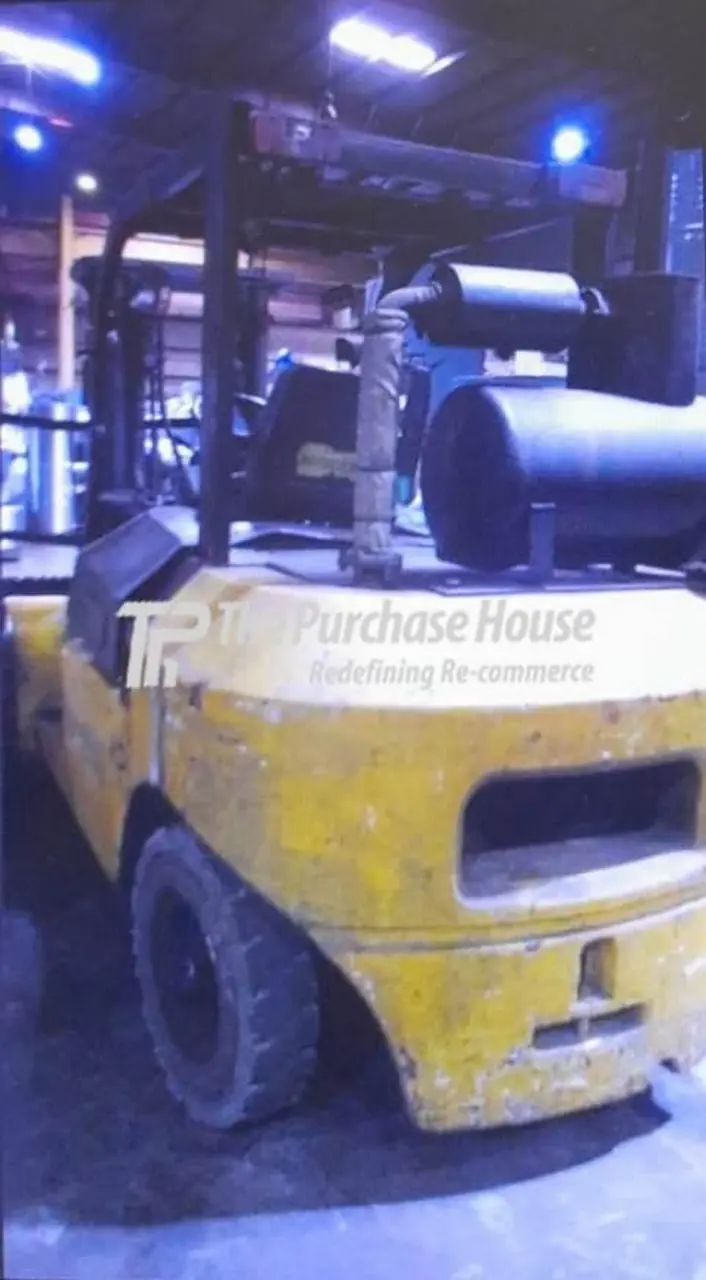 DIESEL FORKLIFT TRUCK