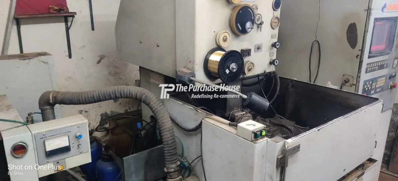 CNC WIRECUT ELECTRICAL DISCHARGE MACHINE (CNC WIRECUT EDM MACHINE)