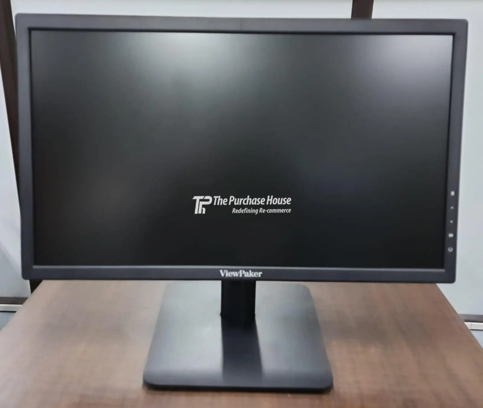 Computer Monitors | LED HD Display for Office | Industrial