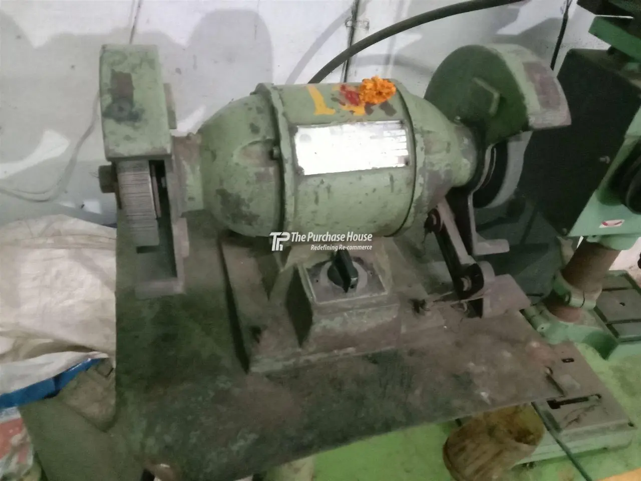 BENCH GRINDER