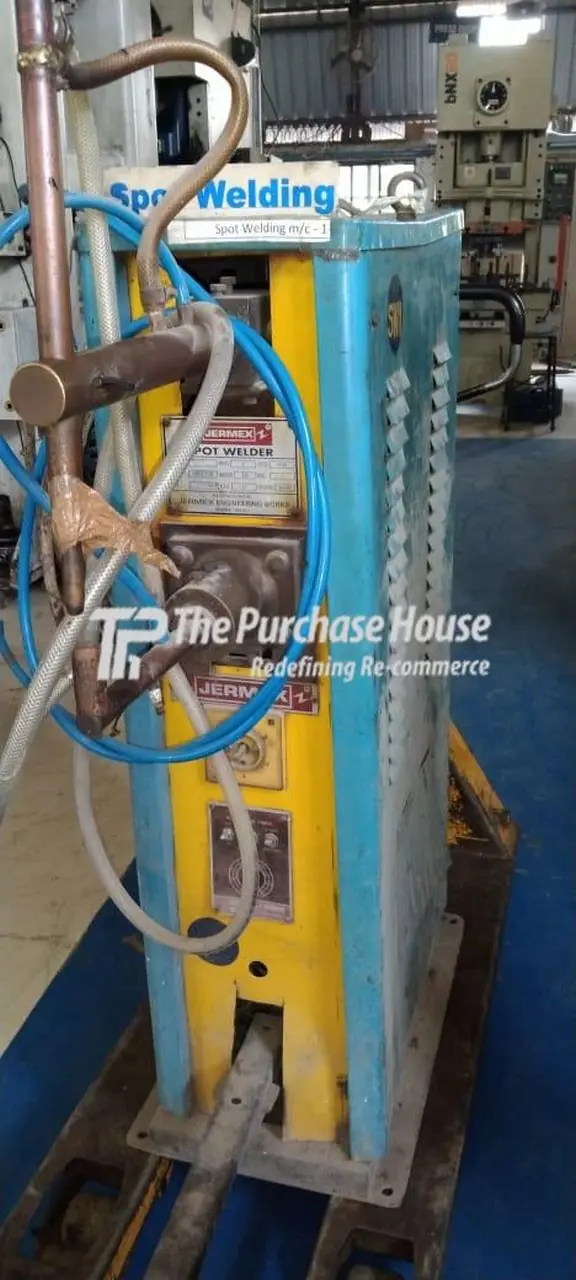 SPOT WELDING MACHINE