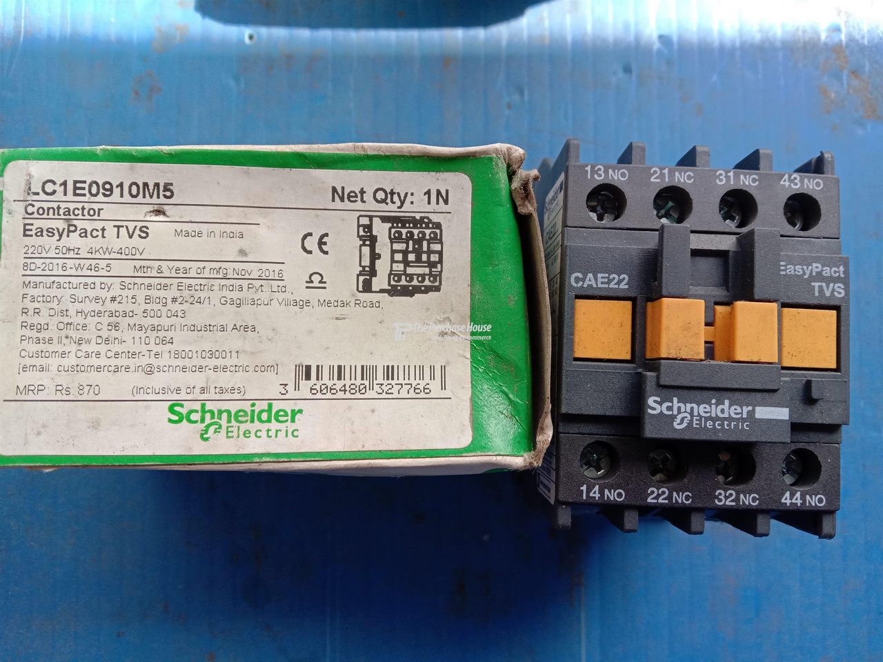 CONTACTOR