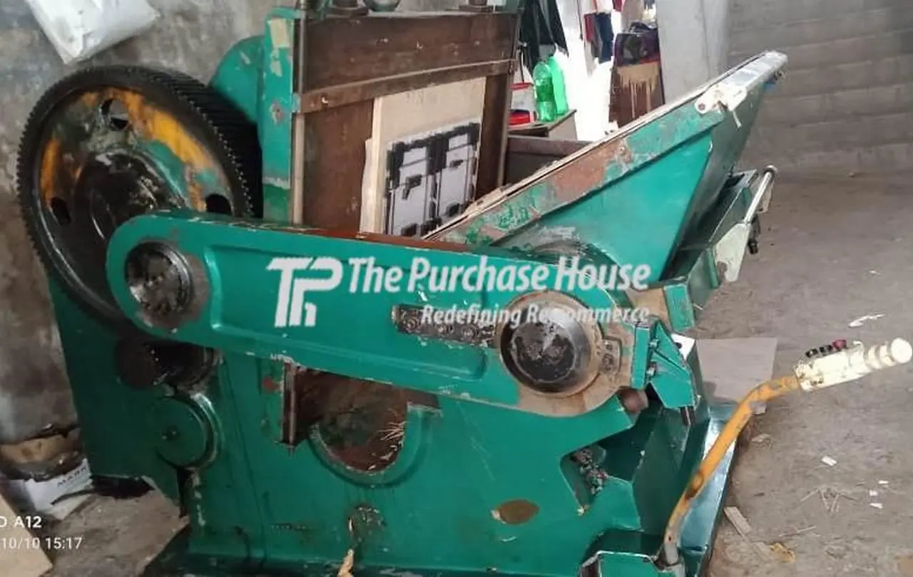 Durable Box Punching Machine for Industrial Use