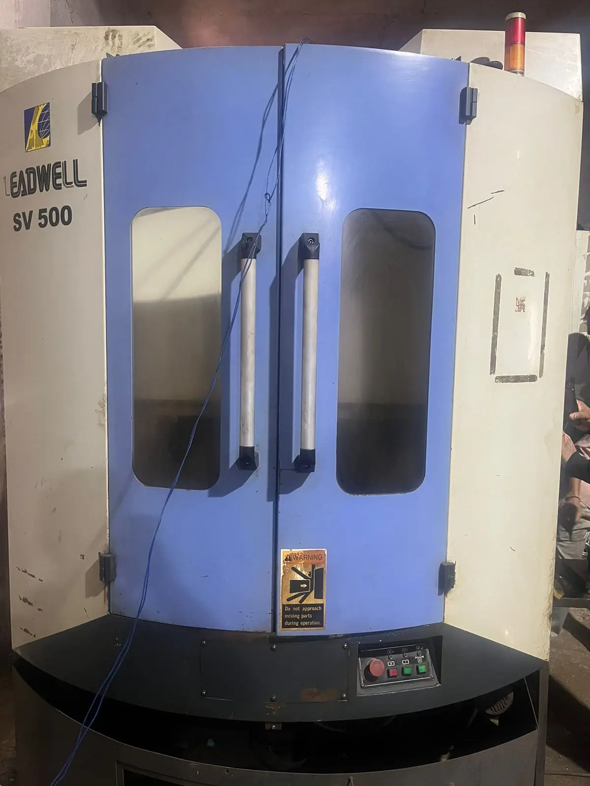 VERTICAL MACHINING CENTER WITH AUTOMATIC PALLET CHANGER (VMC)