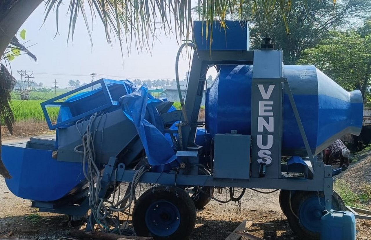 REVERSIBLE MIXER