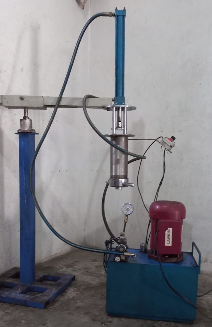 HYDRAULIC CHAKLI MAKING MACHINE , SOYA STICK MAKING MACHINE, CHILLI MILLI MAKING MACHINE