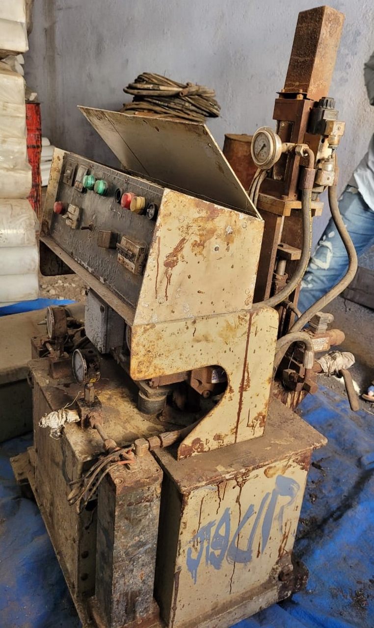 PUFF INSUITE MACHINE